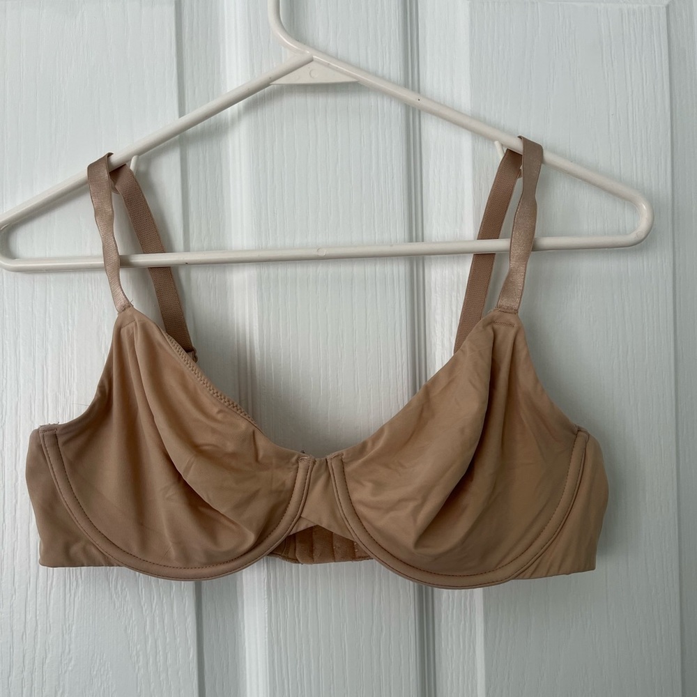 36C unlined underwire bra.